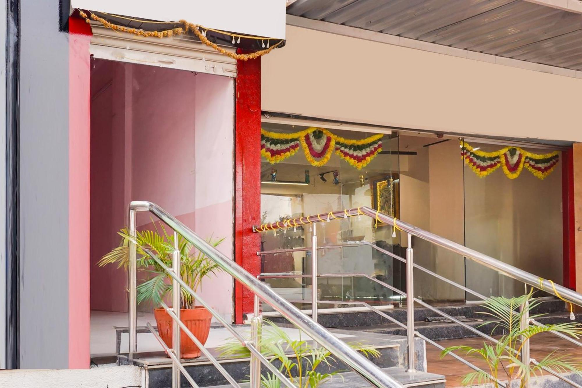 Super Collection O Chandan Nagar Kharadi Formerly Kharadi Inn プネ エクステリア 写真